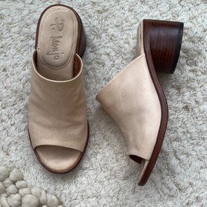 Cream Leather Sandals, size  6